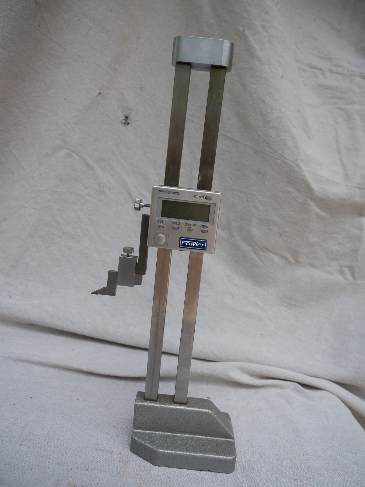 Twin Beam Electronic Height Gage Fowler 54-174-212-1, photo 1